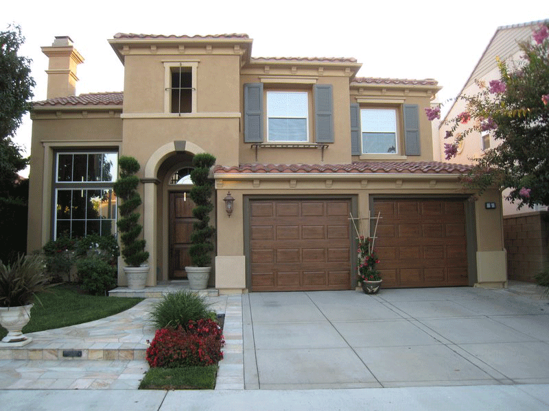 Traditional Two Story with Color Dictated by Roof Color